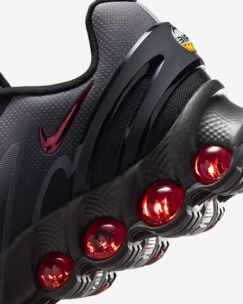 Nike Air Max Dn8 "Black & Gym Red"