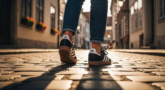 Adidas Samba: Οδηγός για το Sneaker που κυριαρχεί στο Street Style
