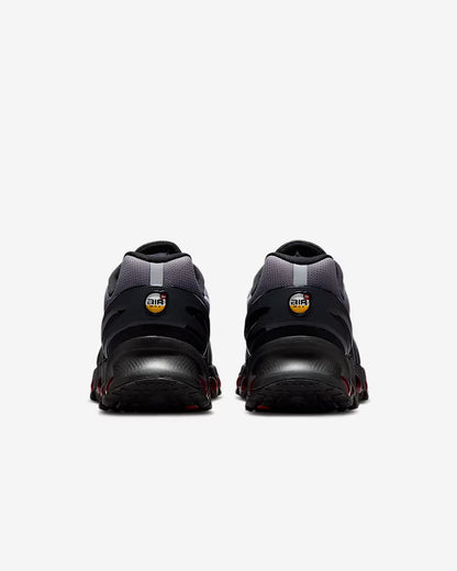 Nike Air Max Dn8 "Black & Gym Red"