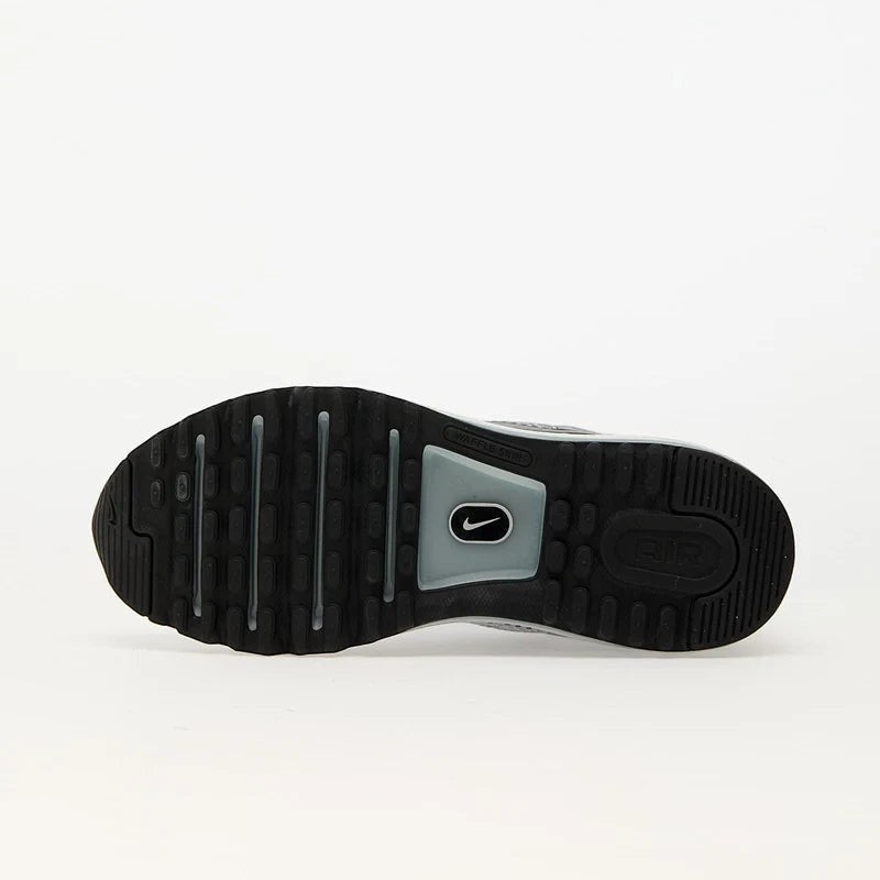 Nike Air Max 2013 Metallic Silver / Black