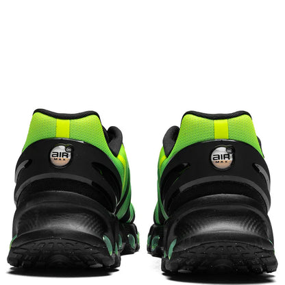 Nike Air Max Dn8 Black & Green Strike sneakers rear view showcasing vibrant green details.
